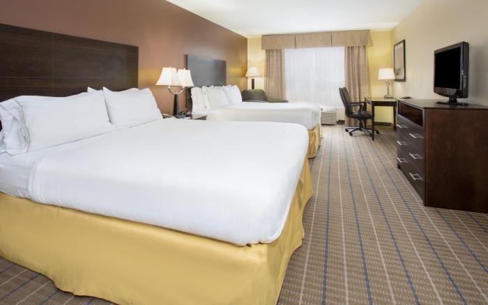 Holiday Inn Express and Suites Hotel - Pauls Valley By IHG