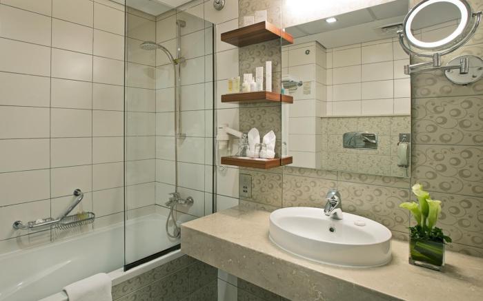 City Seasons Al Hamra Hotel