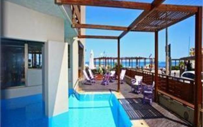 Steris Elegant Beach Hotel