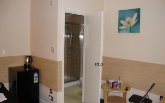 Tony's House Hotel