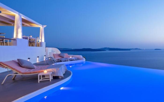 Katikies Santorini - The Leading Hotels Of The World