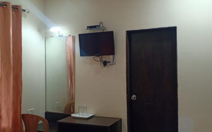 Hotel Radha Krishna Residency