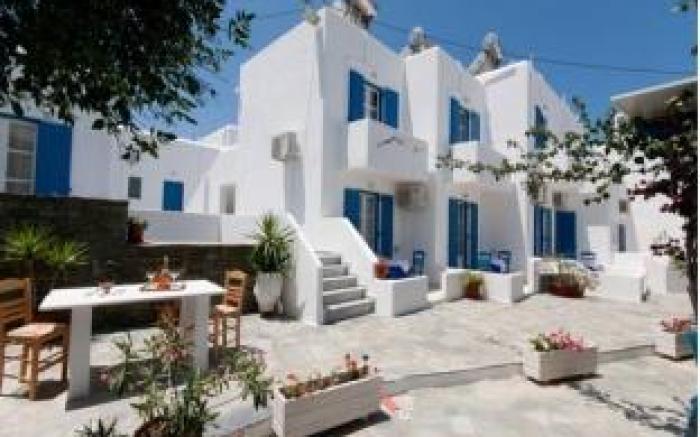 Marinos Hotel