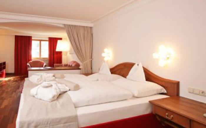 Hinterwies – Ski In / Lodge / Dine