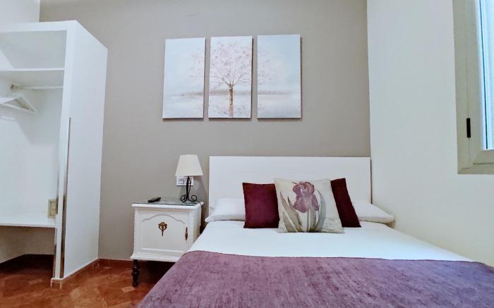 Hostal Bruna Paseo del Prado