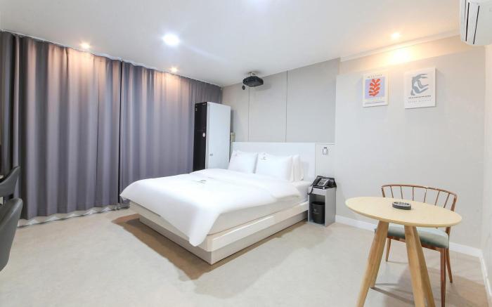 Continew Hotel GUMI
