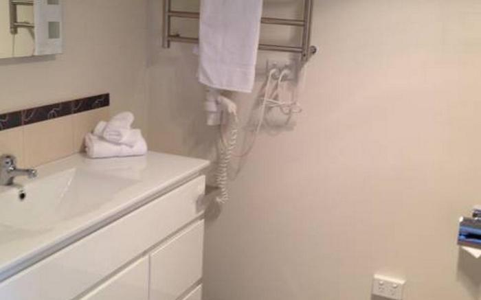 Commodore Regent Launceston