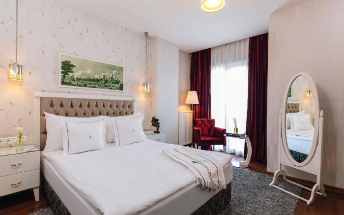 Hotel Amira