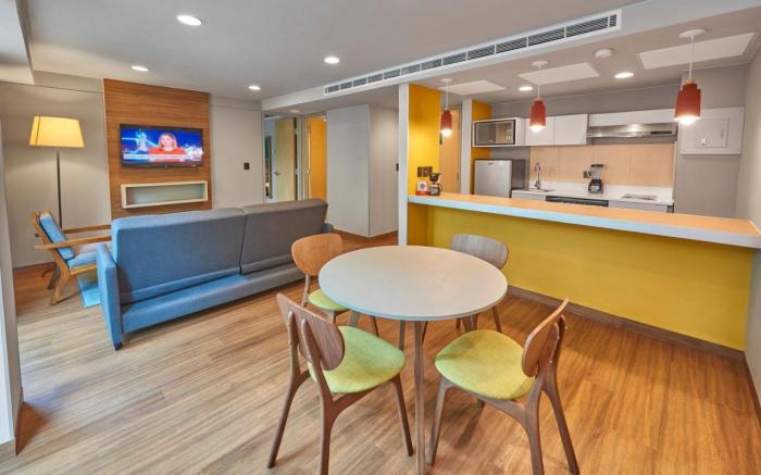 City Express Suites by Marriott Ciudad de México Anzures