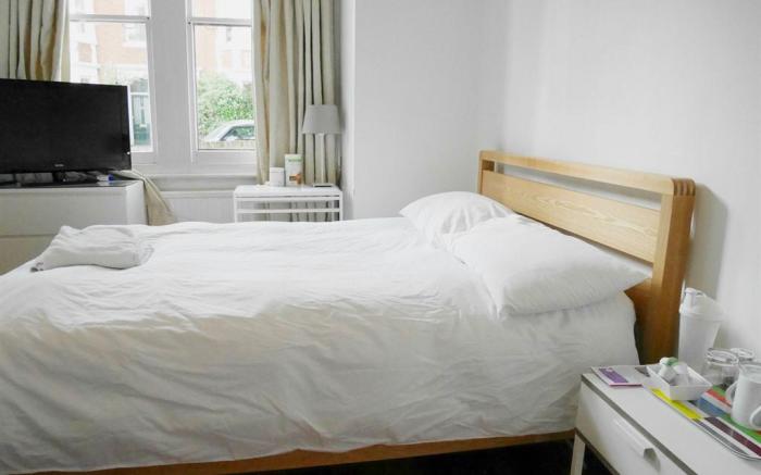 Kew Studios and Rooms