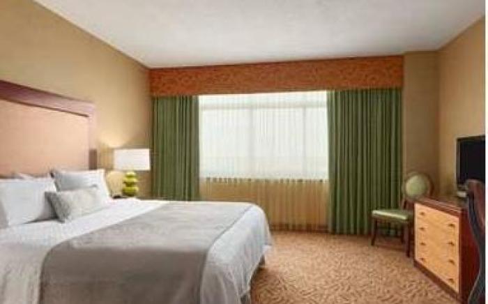 Embassy Suites by Hilton Omaha La Vista Hotel & Conference Center