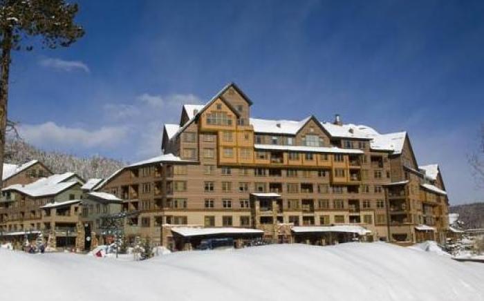 Zephyr Mountain Lodge