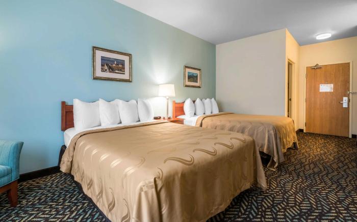 Quality Inn & Suites Sequim at Olympic National Park