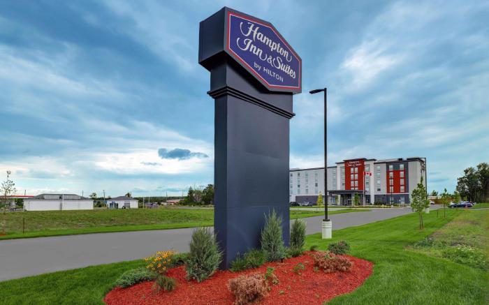 Hampton Inn & Suites by Hilton Belleville