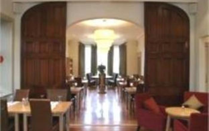 Nether Abbey Hotel
