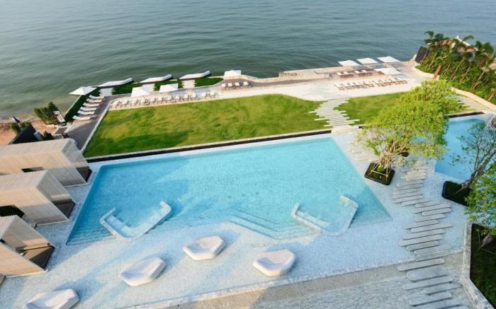 Veranda Pattaya 2BR GOLDEN Room with sea view