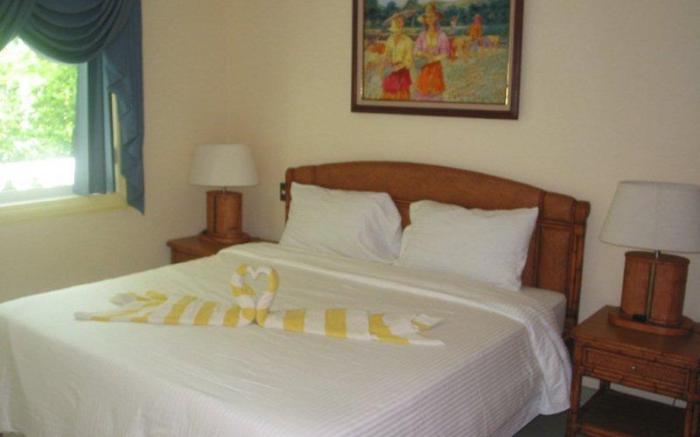 Lingganay Boracay Hotel Resort