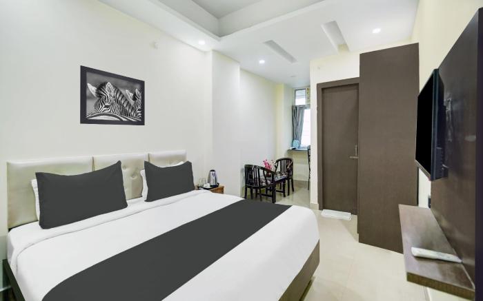 Super Collection O Rajeev Nagar Near Atal Path formerly Vinayaka