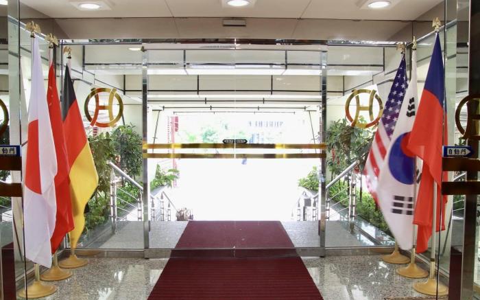 Oriental Hotel