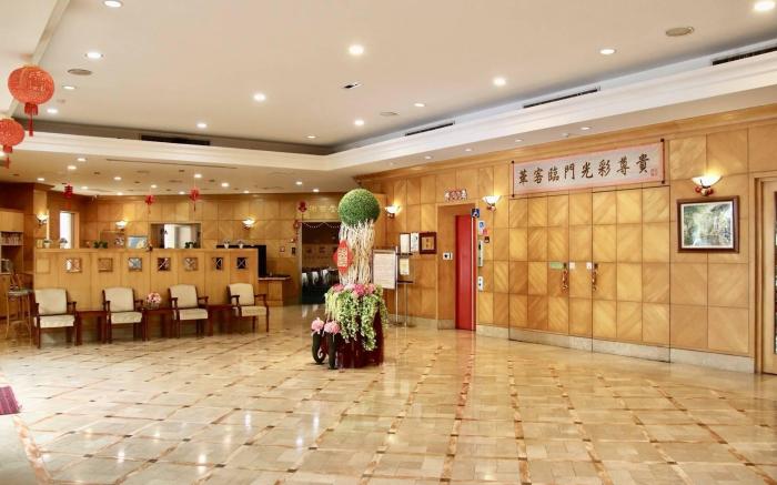 Oriental Hotel