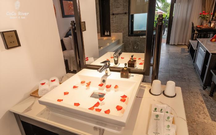 Hoi An Coco River Resort & Spa