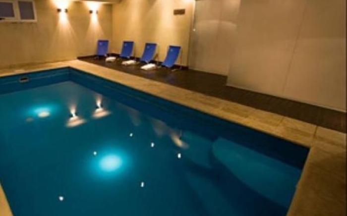 Hotel Dora
