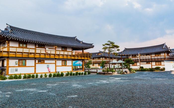 Gyeongju Seonamsan Hanok Stay