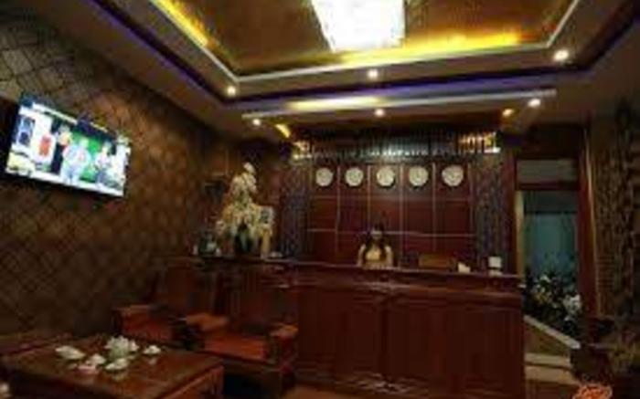 Tan Truong Son Hotel