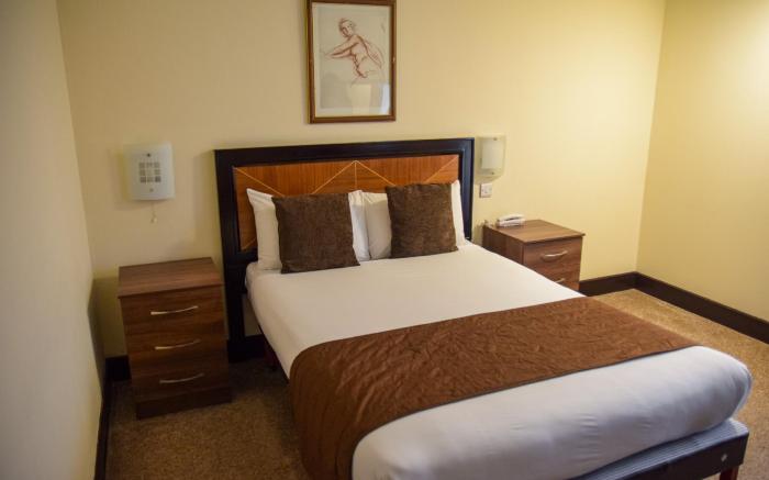 Europa Gatwick Hotel