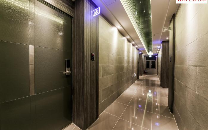 Win Hotel