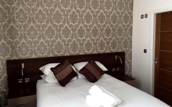 Marlborough Hotel