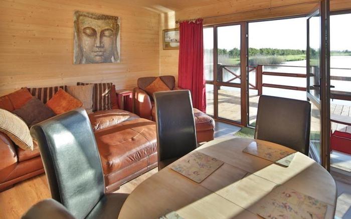 Lakeside Fishing Lodges