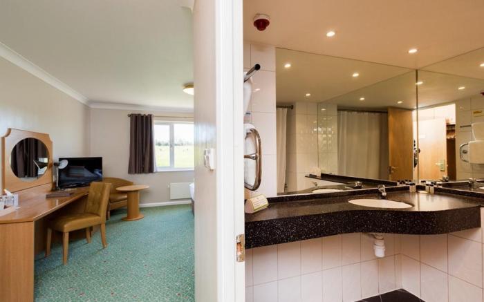 Greetham Valley Hotel