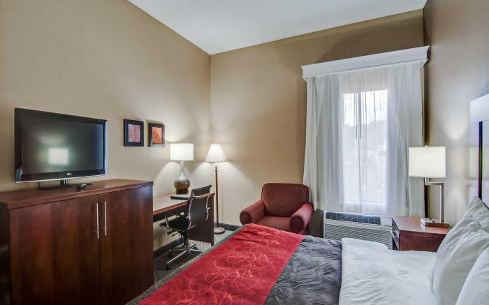 Comfort Inn & Suites