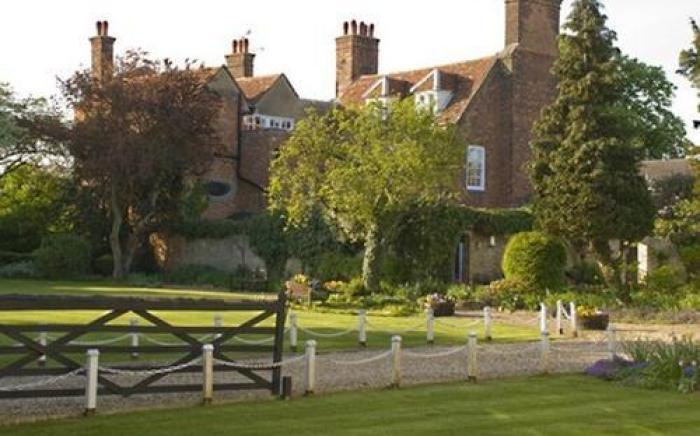 The Crown House Hotel