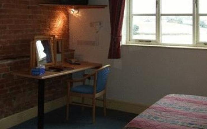 Donington Park Farmhouse Hotel