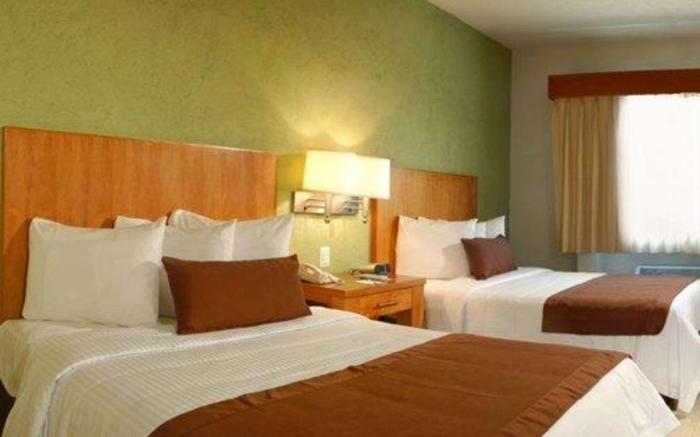 Comfort Inn Puerto Vallarta Golfside & Marina