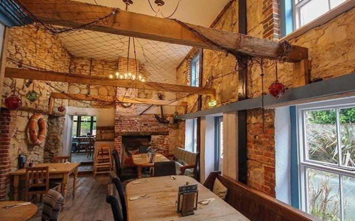 Crab and Lobster Inn
