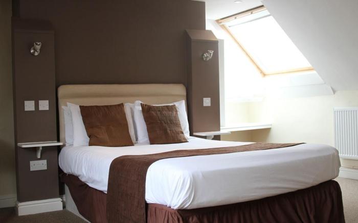 Beaumond Cross Inn