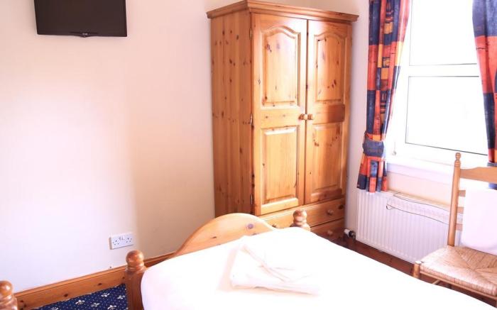 Twin Lions Hotel