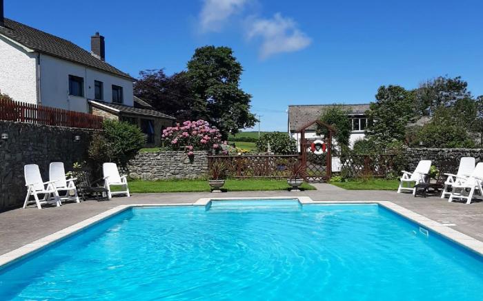 Trenewydd Farm Holiday Cottages