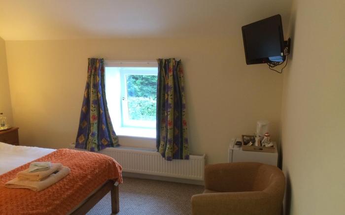 The Village Inn and Kirtle House B&B