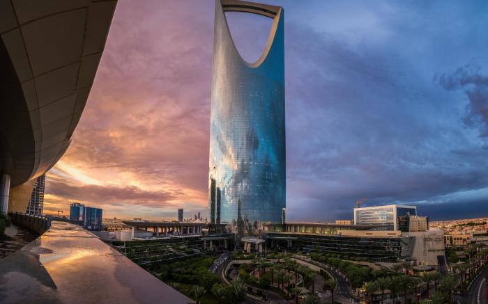 Four Seasons Hotel Riyadh at Kingdom Centre