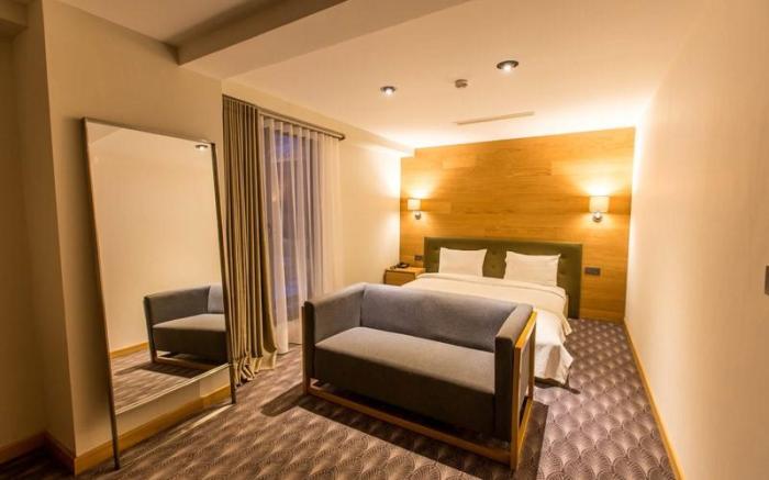 ABANT LOTUS OTEL