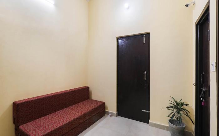 Hotel O Laavin Inn Near Gomti Riverfront Park