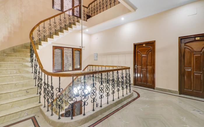 Hotel O by OYO Raka Inn