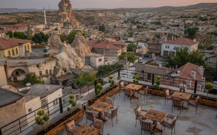 Acer Cave Hotel
