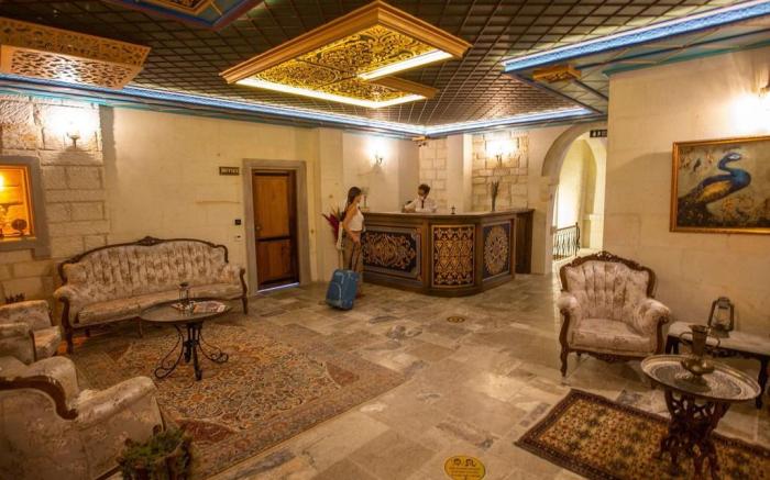 Acer Cave Hotel