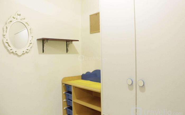 Stylish 1BR Gateway Ahmad Yani Cicadas By Travelio