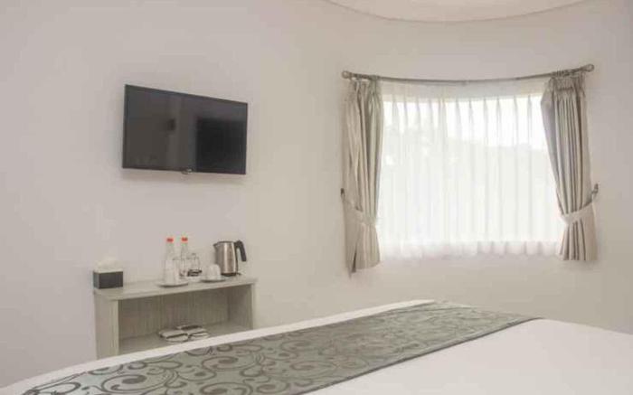 Hotel Kembang Cihamplas Bandung